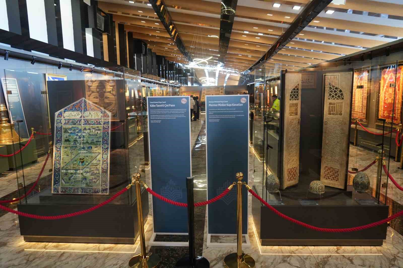 Kutsal Emanetler’in Anadolu yolculuğu Erzurum’dan başladı
