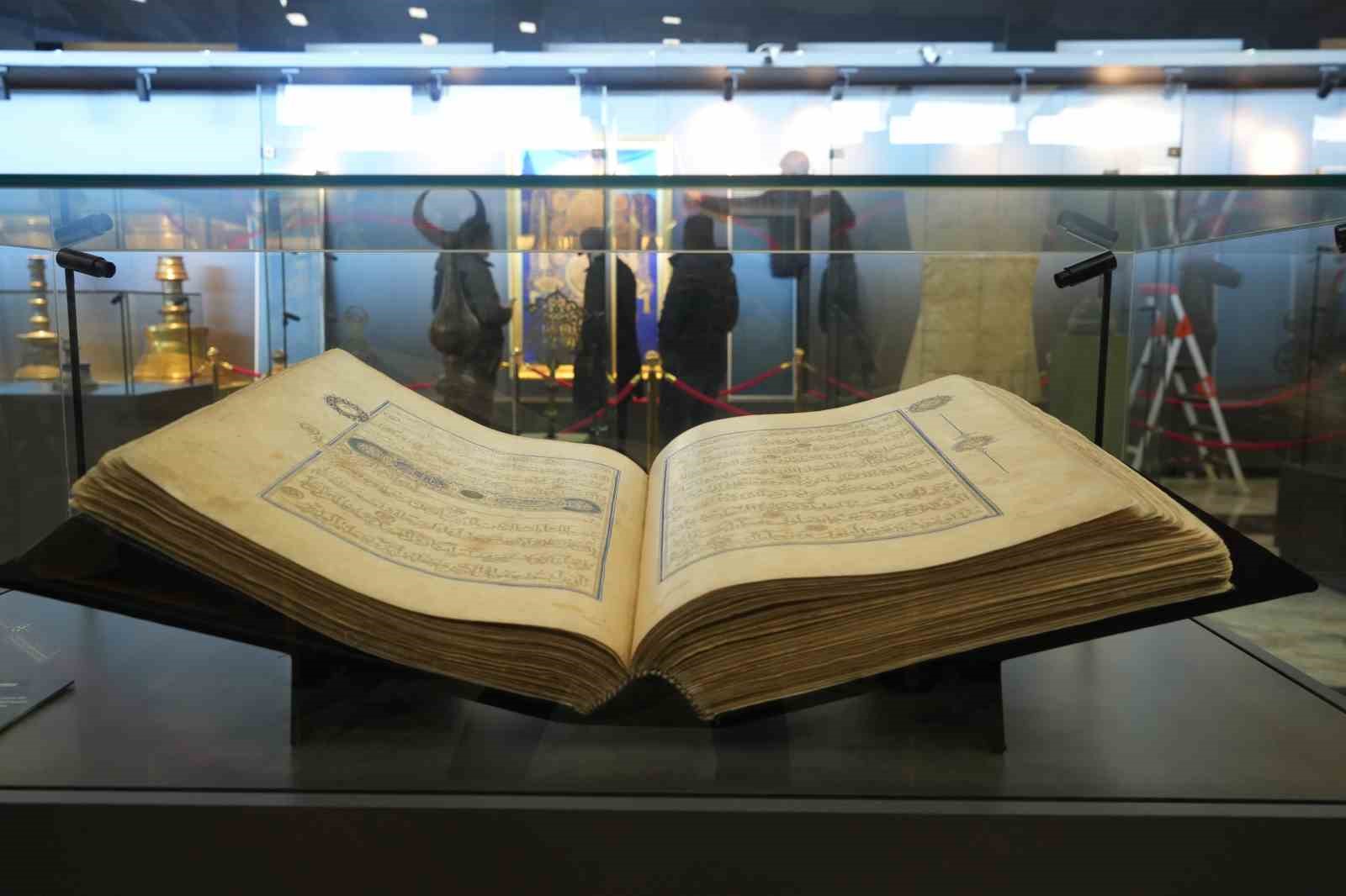 Kutsal Emanetler’in Anadolu yolculuğu Erzurum’dan başladı
