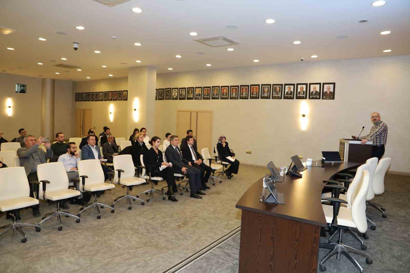 KUTSO’dan ’Yeni Yatırım Alanları Eğitimi’
KUTSO’dan ’Yeni Yatırım Alanları Eğitimi’