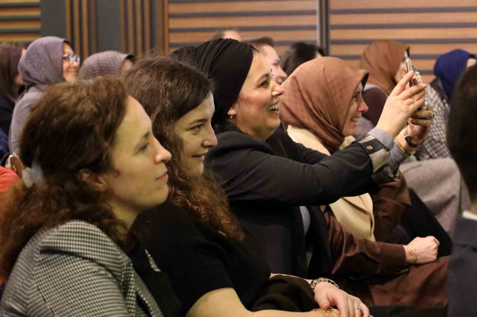 Kütüphane personeline motivasyon programı
