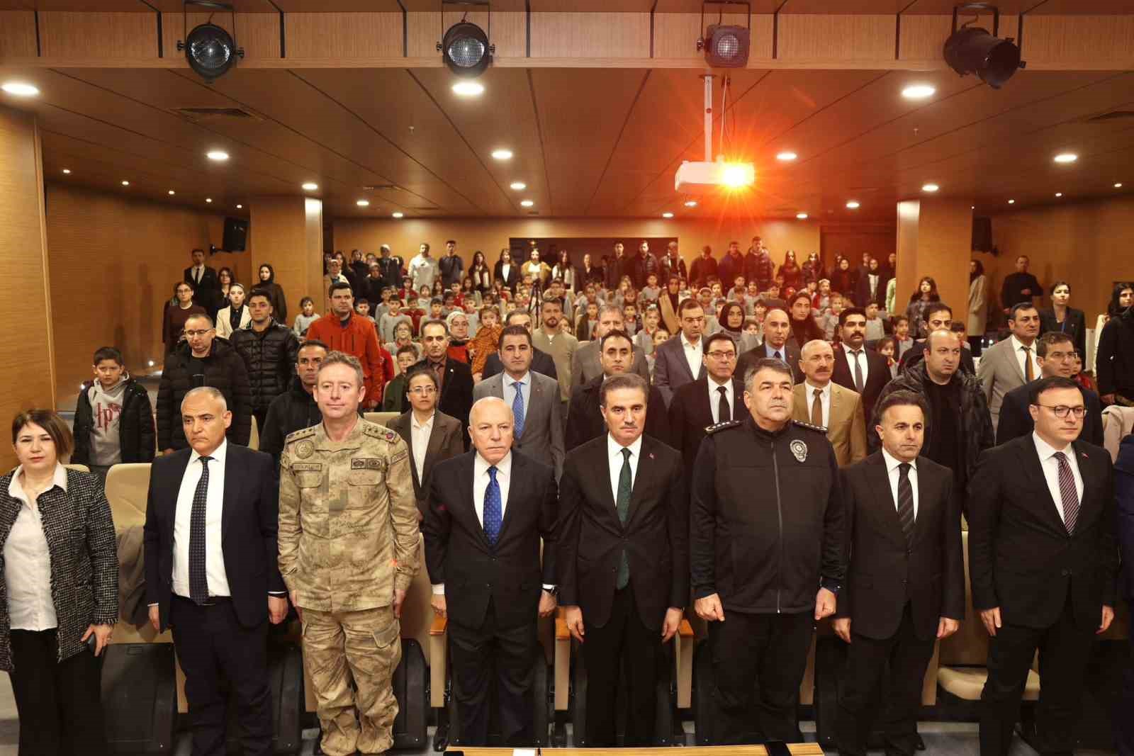 "Kütüphaneler en güvenli liman"
"Kütüphaneler en güvenli liman"