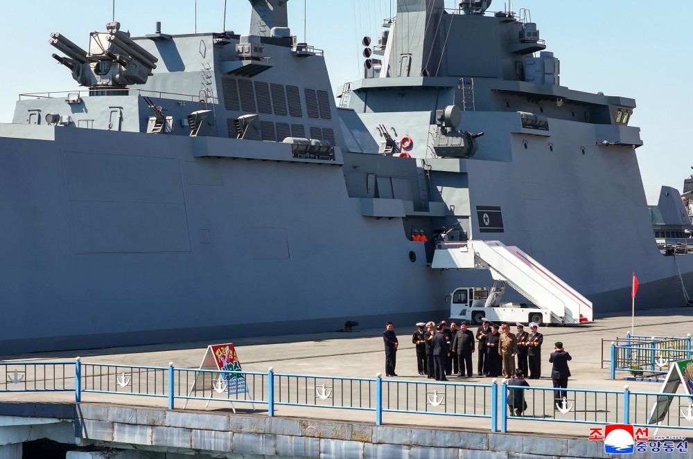 Kuzey Kore, Choe Hyon savaş gemisinden yeni füze denemeleri gerçekleştirdi
