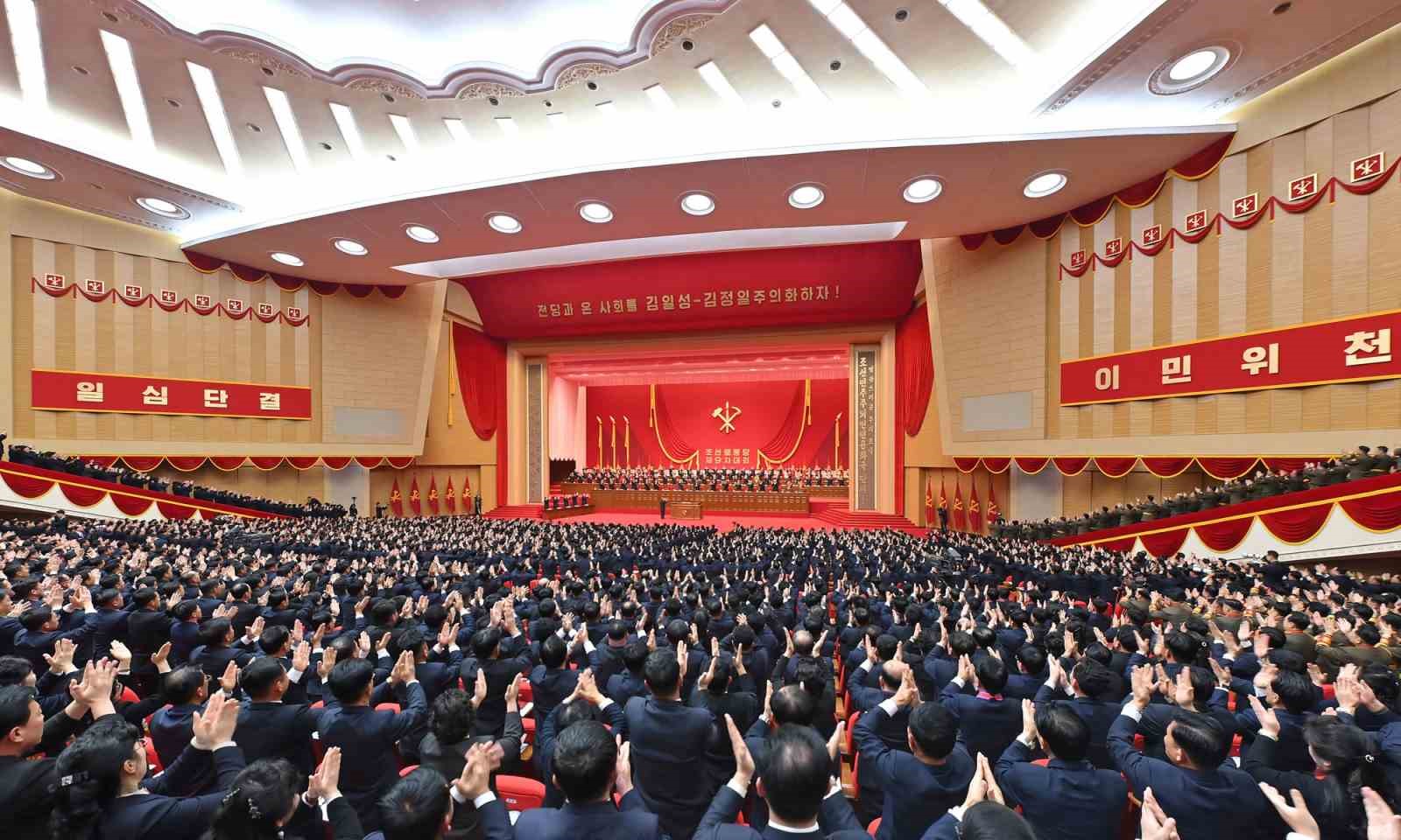 Kuzey Kore lideri Kim, yeniden Kore İşçi Partisi Genel Sekreteri seçildi
