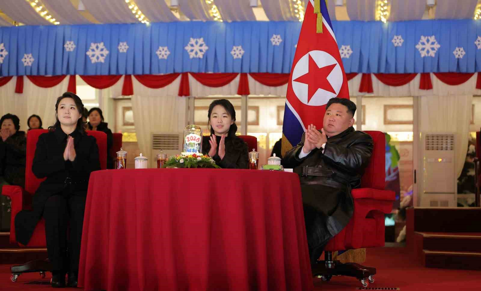 Kuzey Kore yeni yıla görkemli bir kutlama etkinliği ile girdi
