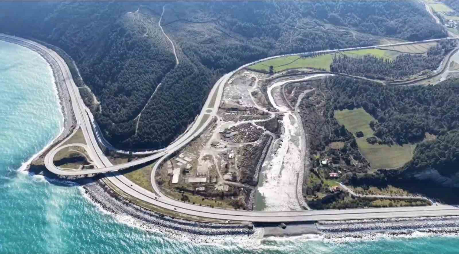 Kuzeyin üretim üssü Samsun’da su ürünleri hamlesi
Kuzeyin üretim üssü Samsun’da su ürünleri hamlesi