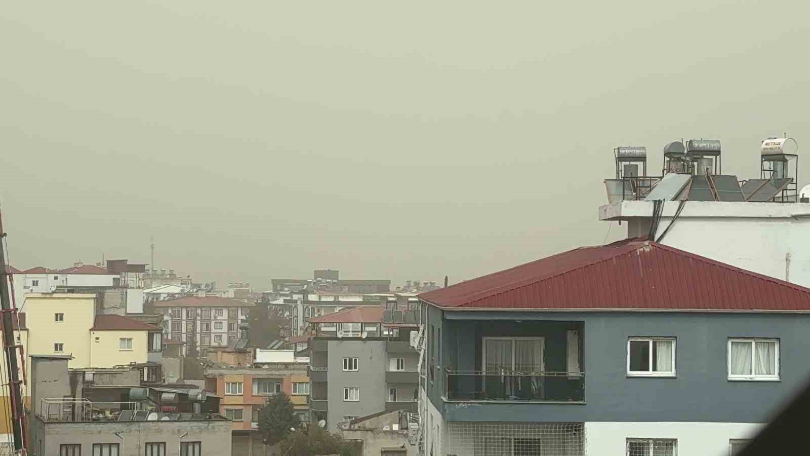 Libya kaynaklı toz taşınımı Osmaniye’de etkili oldu
