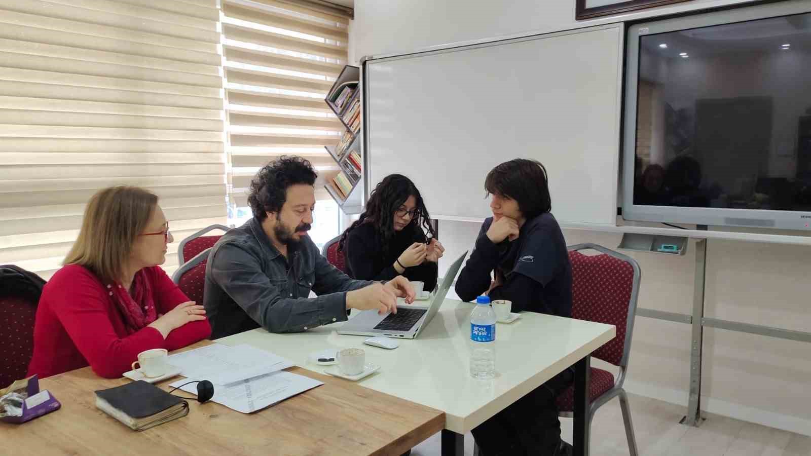 Lise öğrencileri çektikleri kısa film ile Türkiye birincisi oldu
