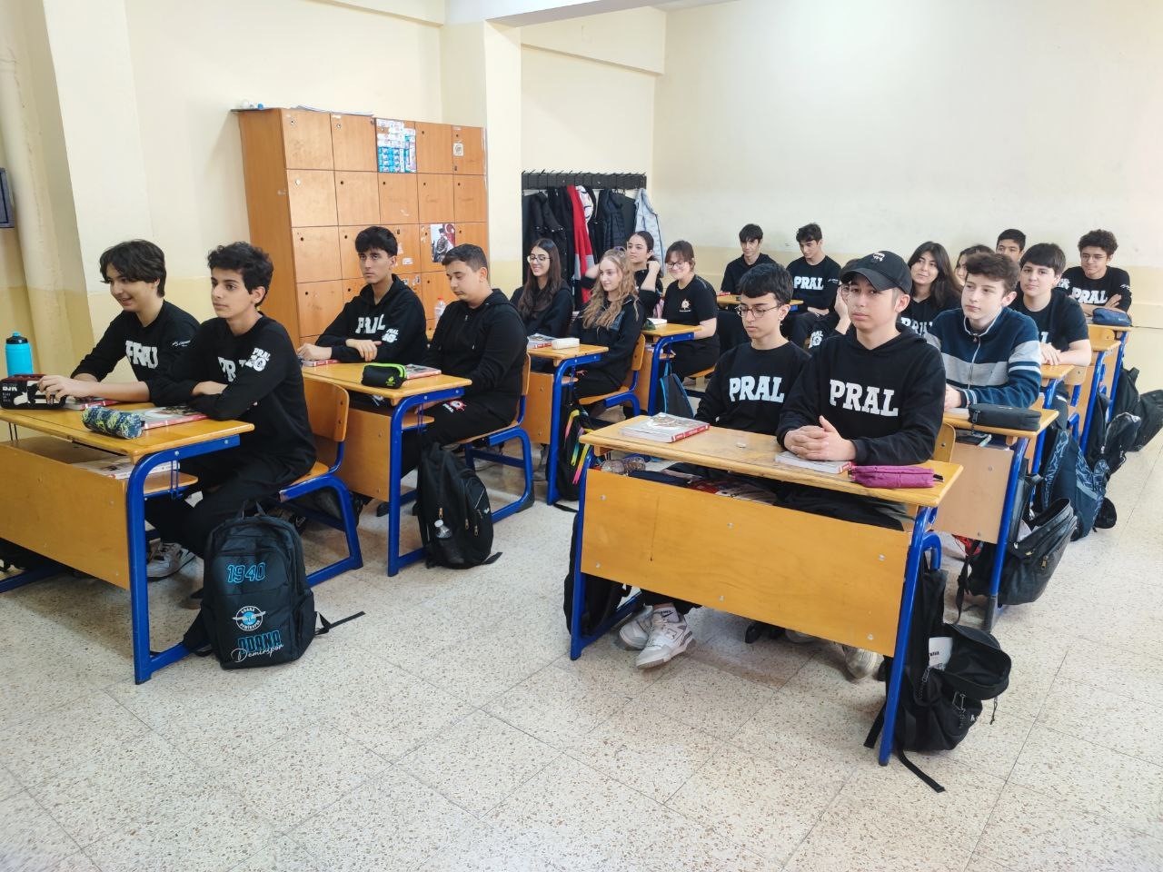 Lise öğrencisi lenf kanserini kendi kök hücreleriyle yendi
