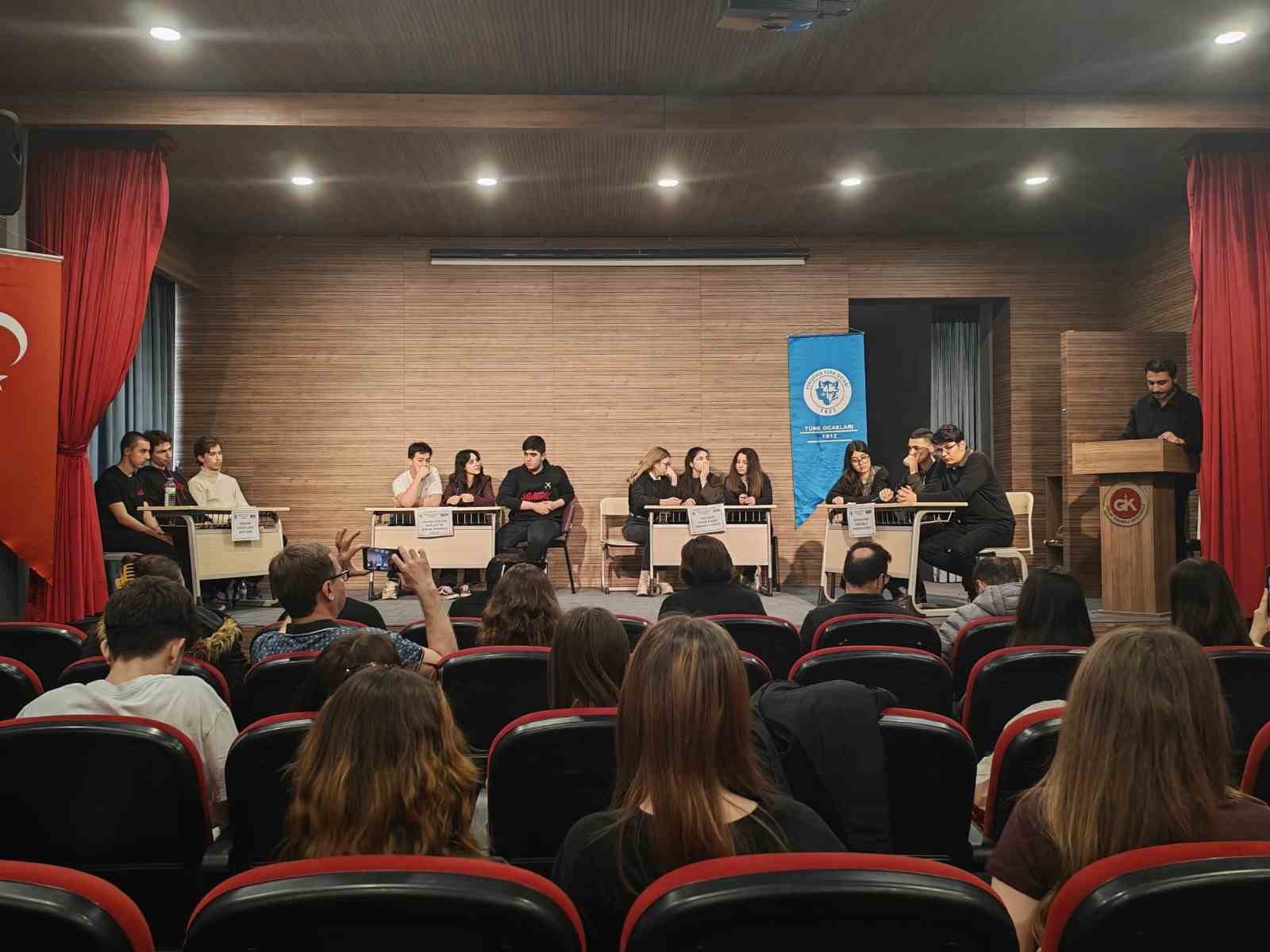 Liseler Arası 4. Milli kültür Bilgi Yarışması gerçekleştirildi
