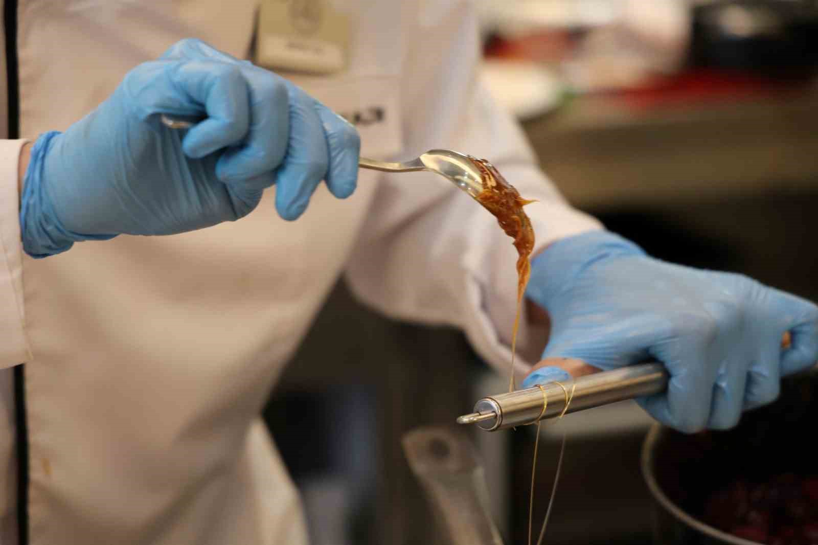 Liseli şefler "Gastro Genç 2026" ile yeteneklerini sergiledi
