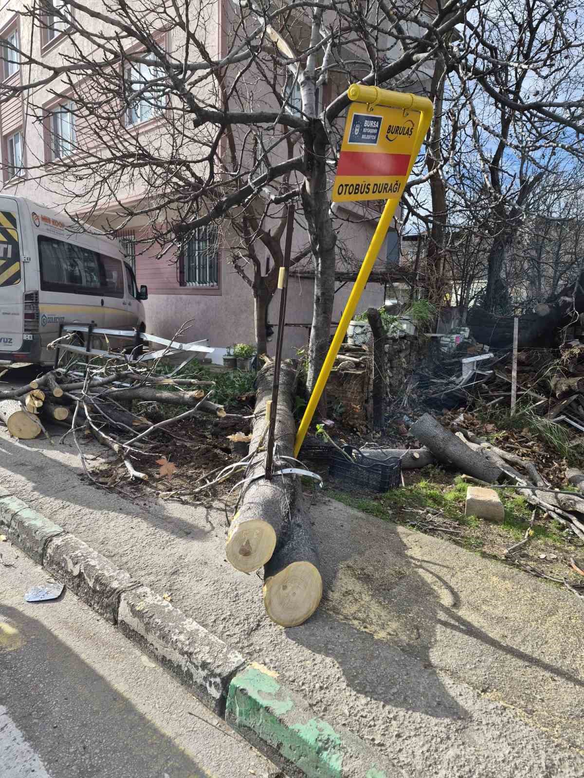 Lodosa karşı büyükşehir ekipleri sahada
