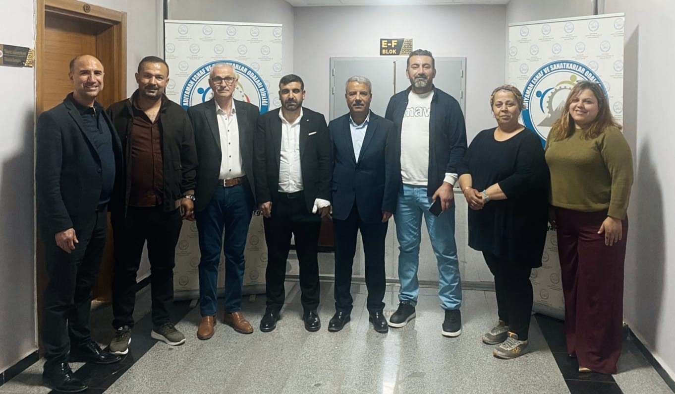 Lokantacılar ve Tatlıcılar Esnaf Odası’ndan Başkan Duranay’a tam destek
