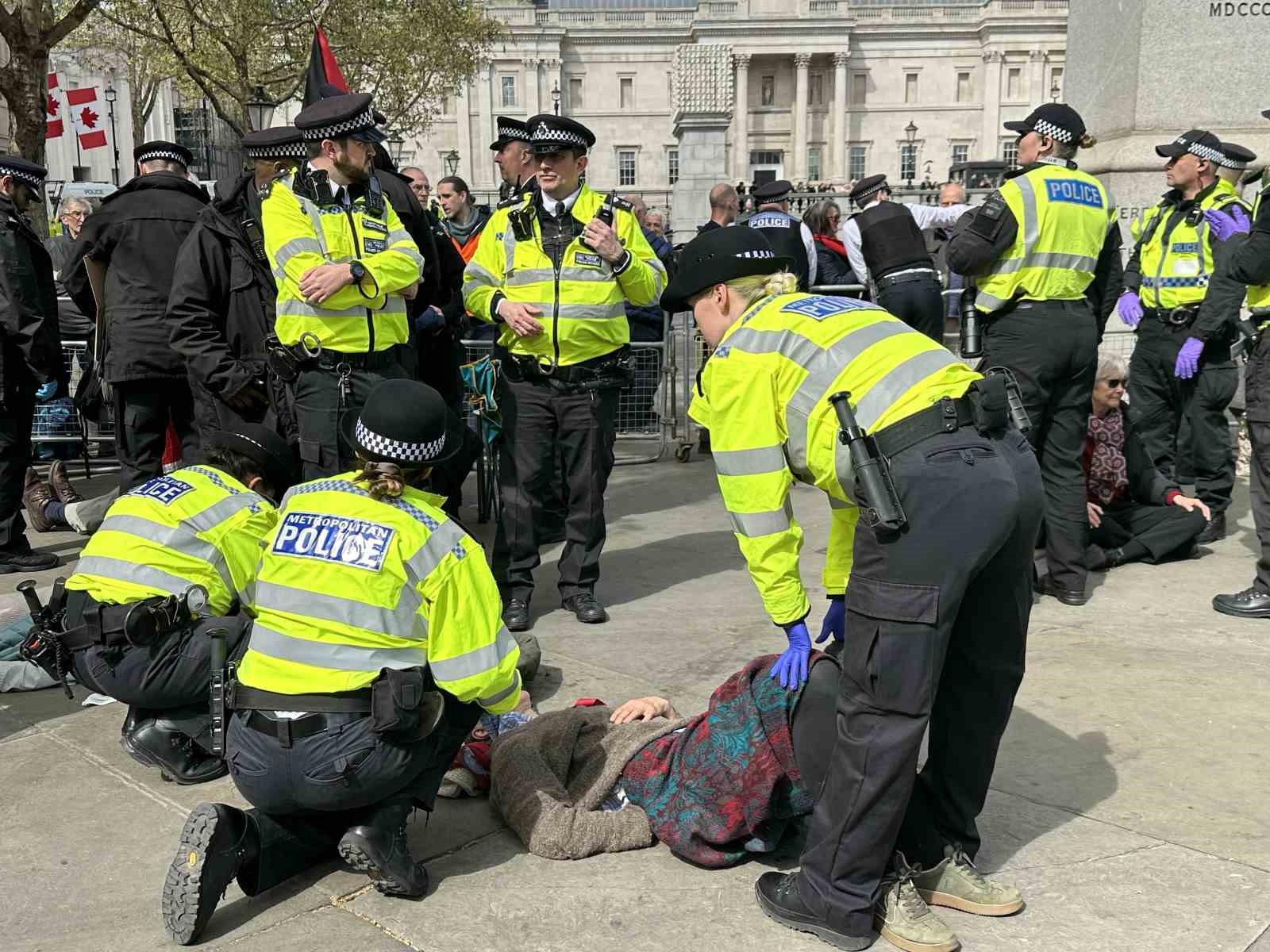 Londra polisinden Filistin’e destek gösterisine müdahale: 212 gözaltı
