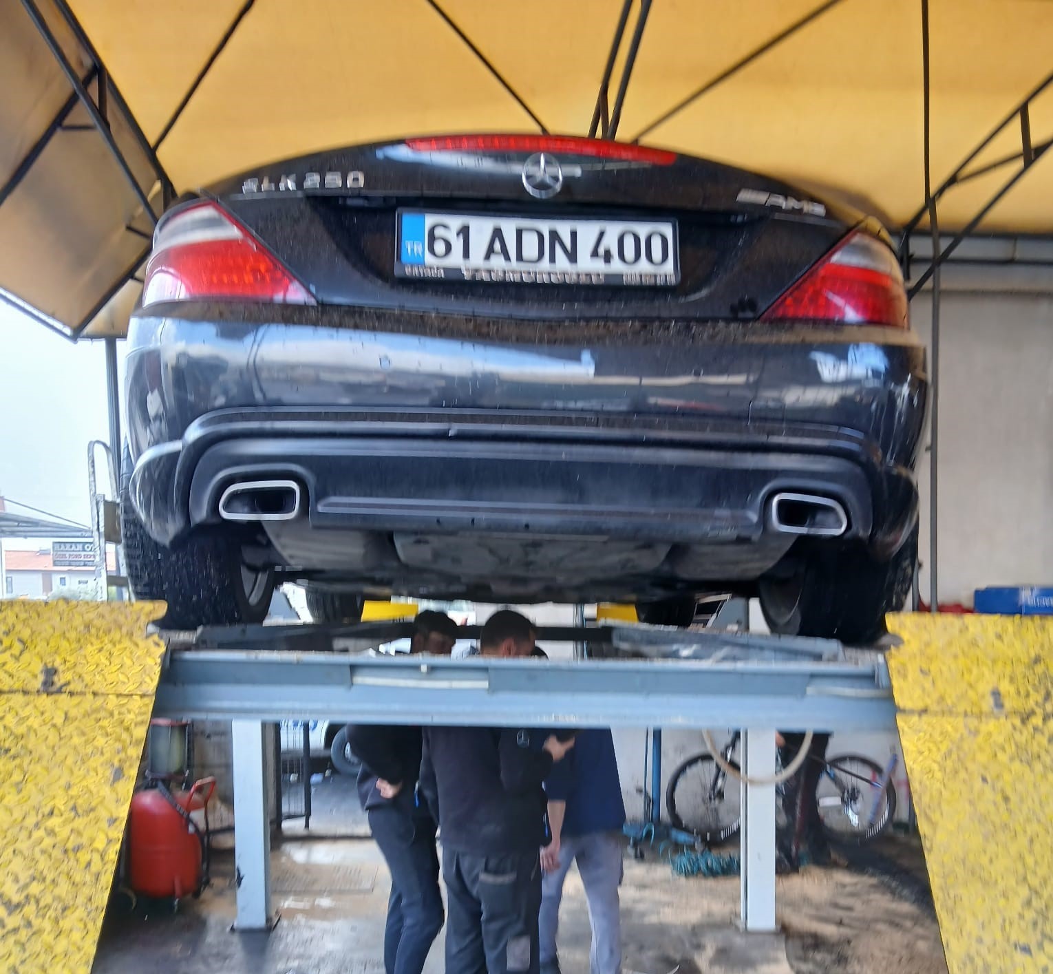 Lüks aracı başına dert oldu
Lüks aracı başına dert oldu