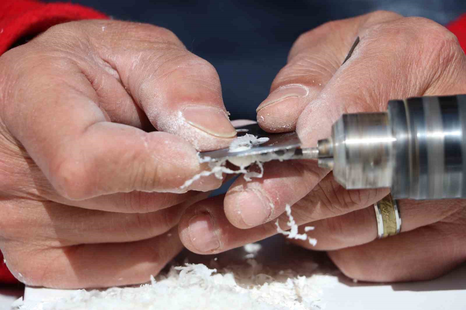 Lüle taşı ustası Mehmet Çalışkandinç bayram hareketliliğini değerlendirdi
