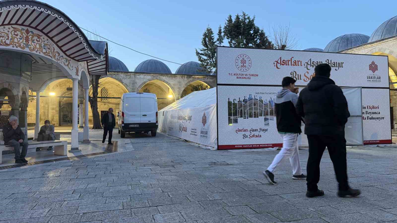 Lüleburgaz’da ilk iftar Sokollu Mehmet Paşa Camii’nde açıldı
