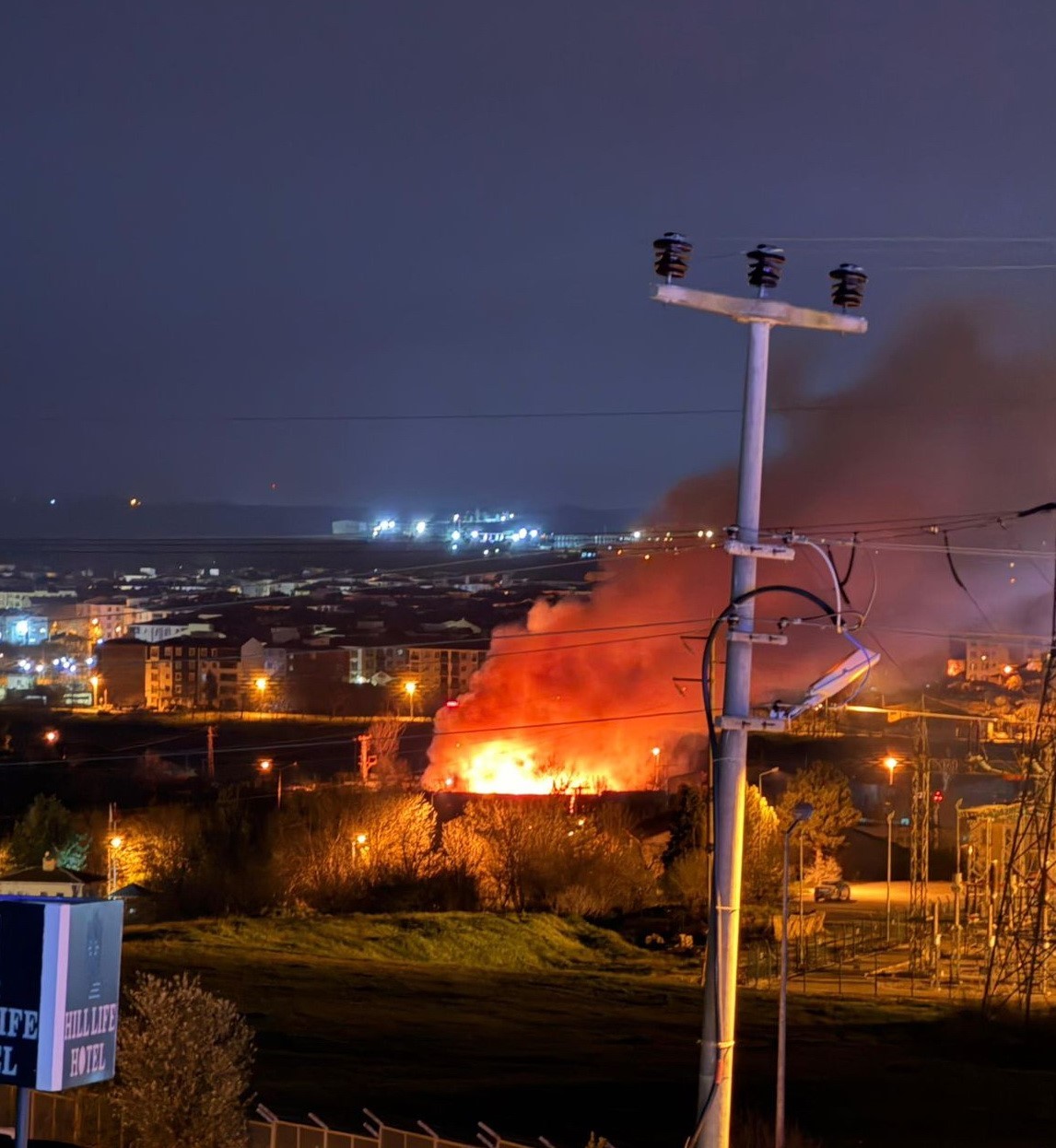 Lüleburgaz’da korkutan yangın
