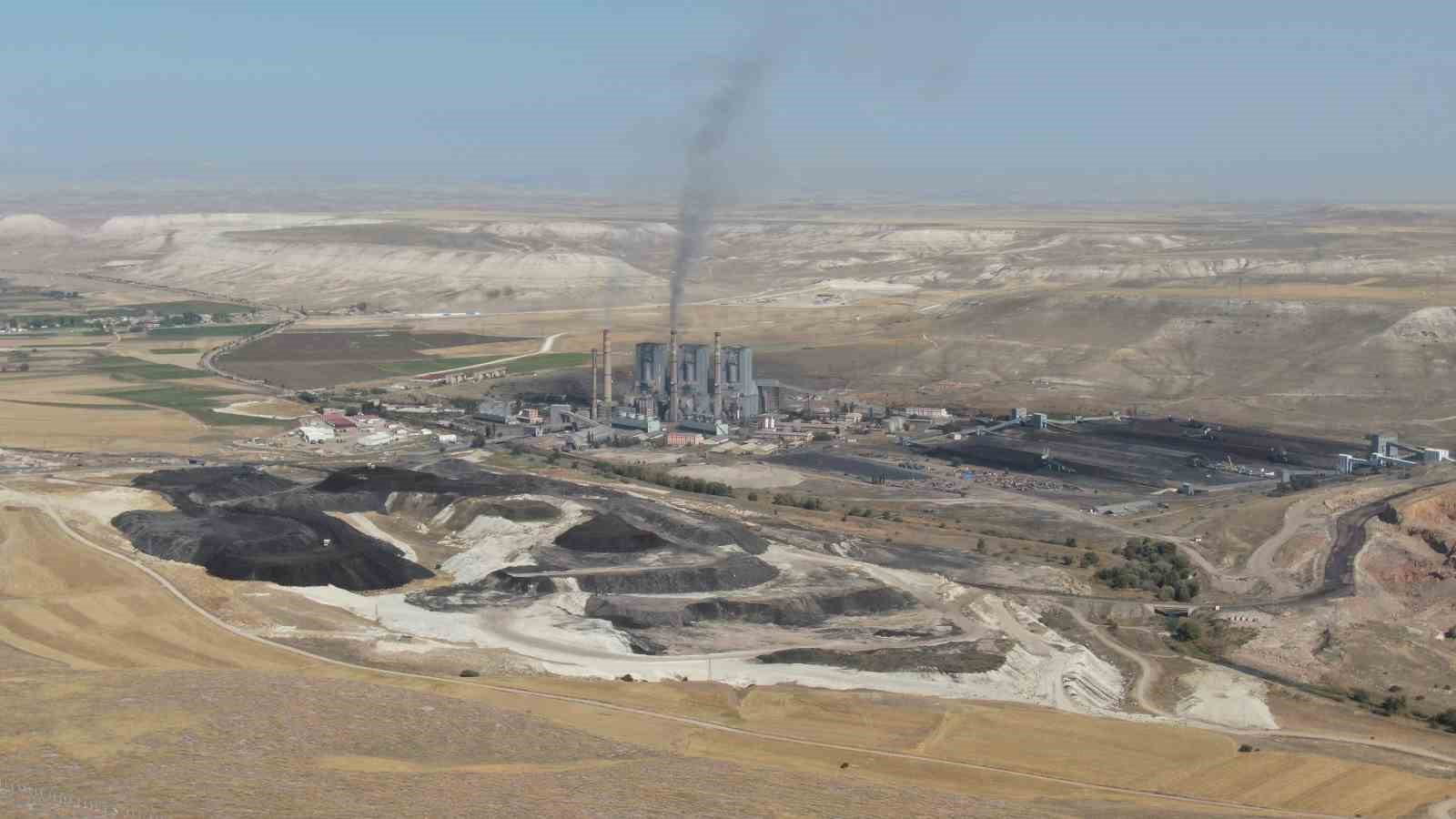 Maaşları ödenmeyen termik santral işçileri Ramazan ayında mağdur oldu
