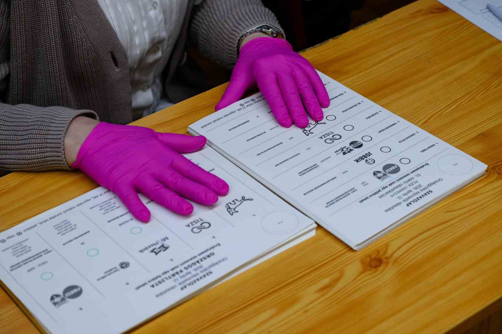 Macaristan’da halk, parlamento seçimleri için sandık başında
