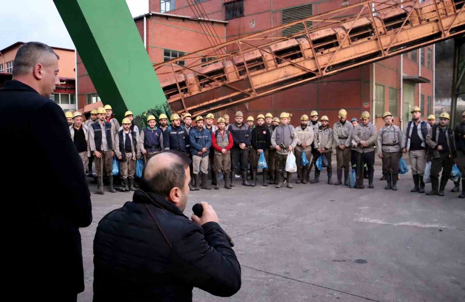 Maden ocağında hayatını kaybeden 8 işçi dualarla anıldı
