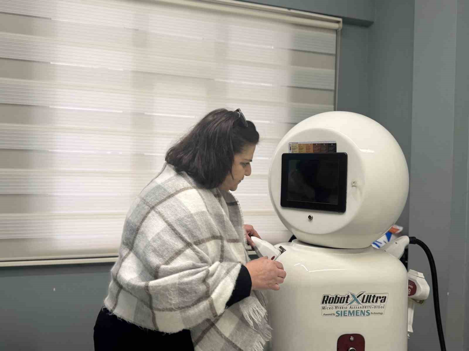 Mağdur kadınlar için açılan güzellik merkezinde çalışanın, ödemeleri kendi IBAN’ına yönlendirdiği iddiası
