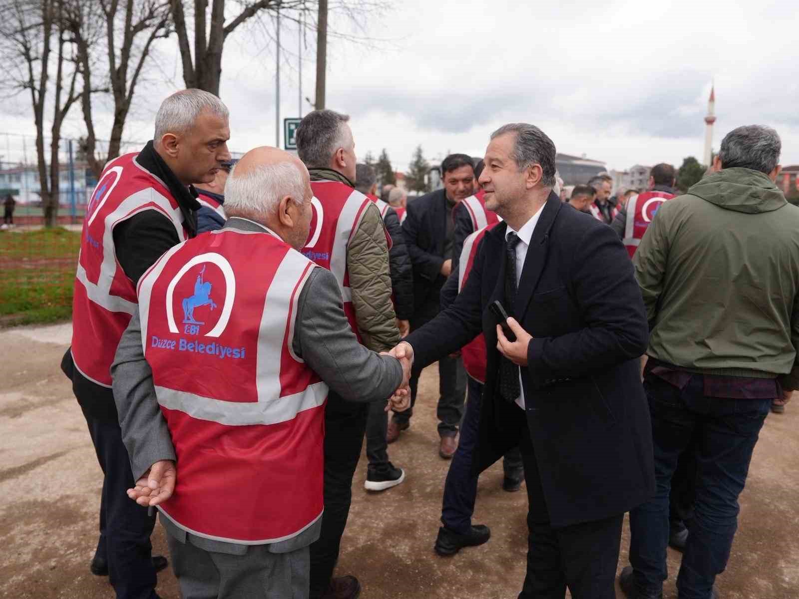 Mahalle muhtarları projeleri inceledi
