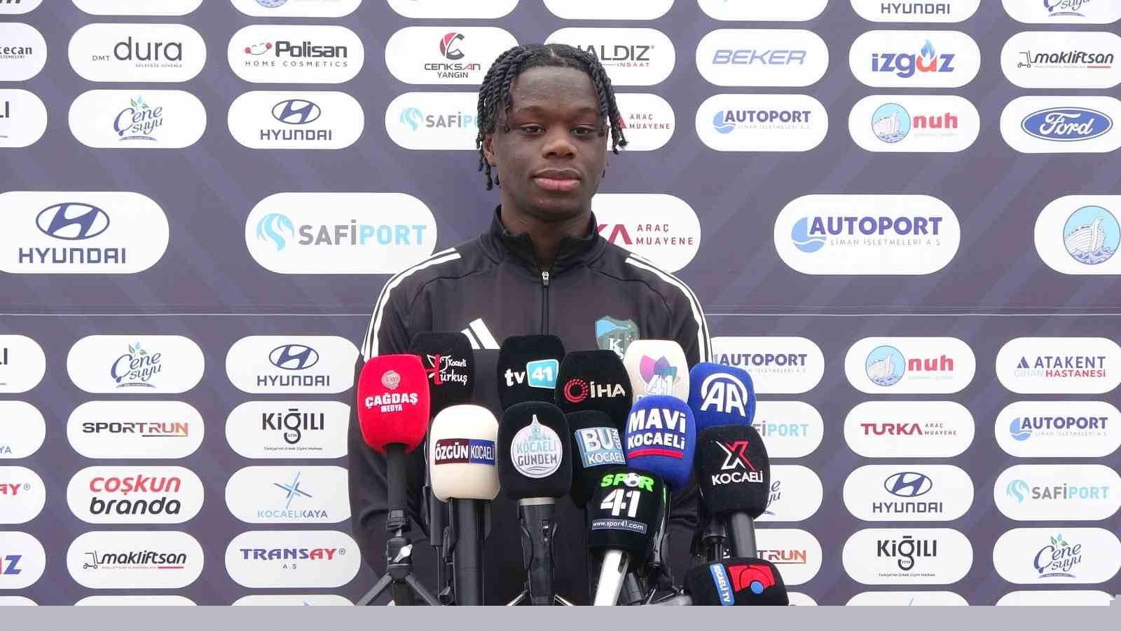 Mahamadou Susoho: "Beklediğimden biraz daha uzun bir sakatlık oldu"
