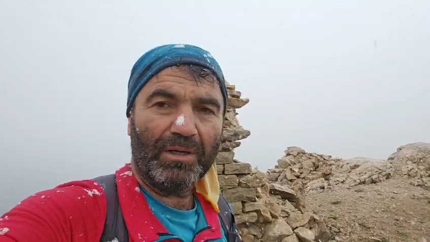 Makam Dağının zirvesinde nisan sürprizi
