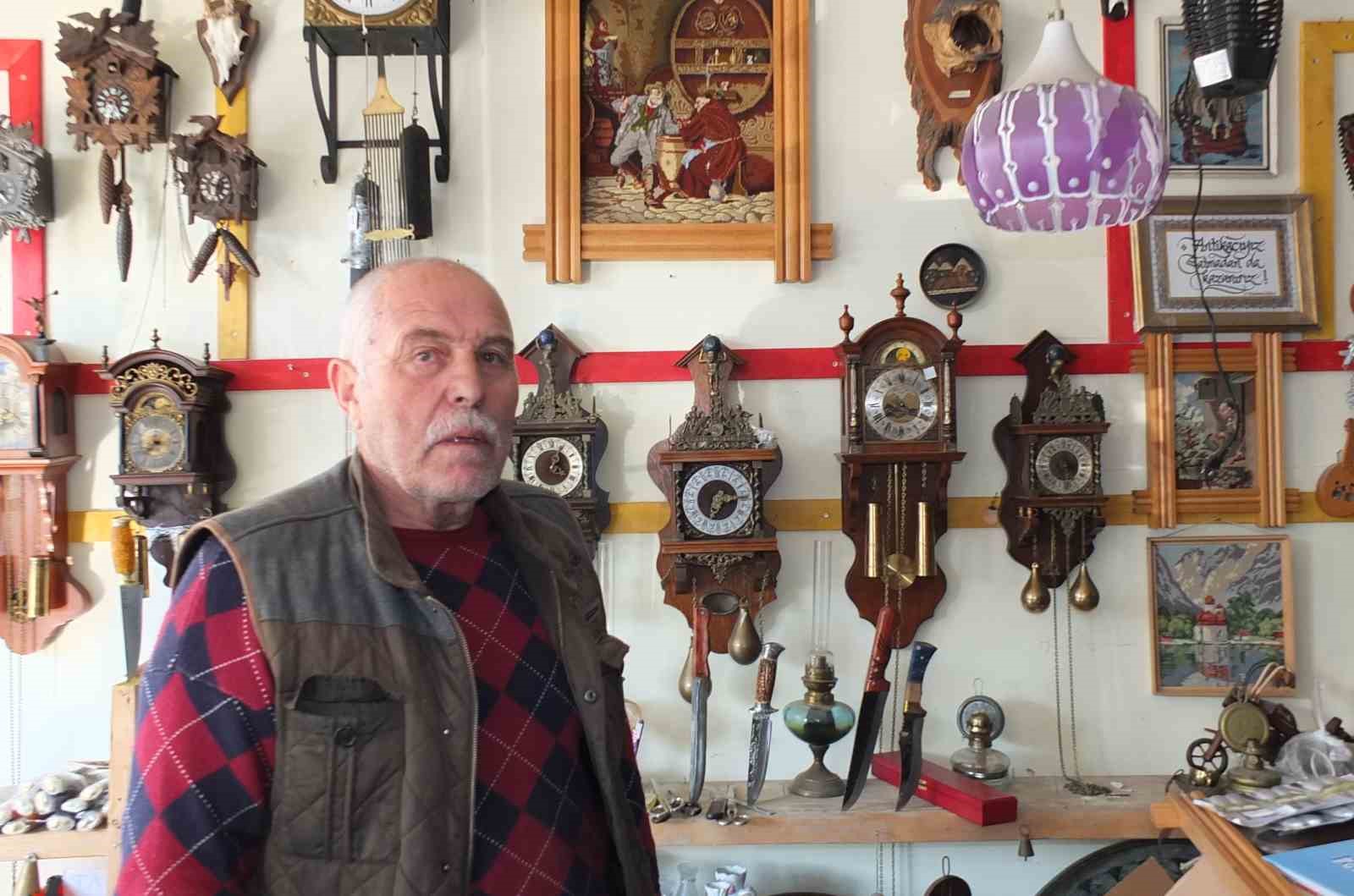 Makine teknisyenini eski merakı saat koleksiyoneri yaptı
