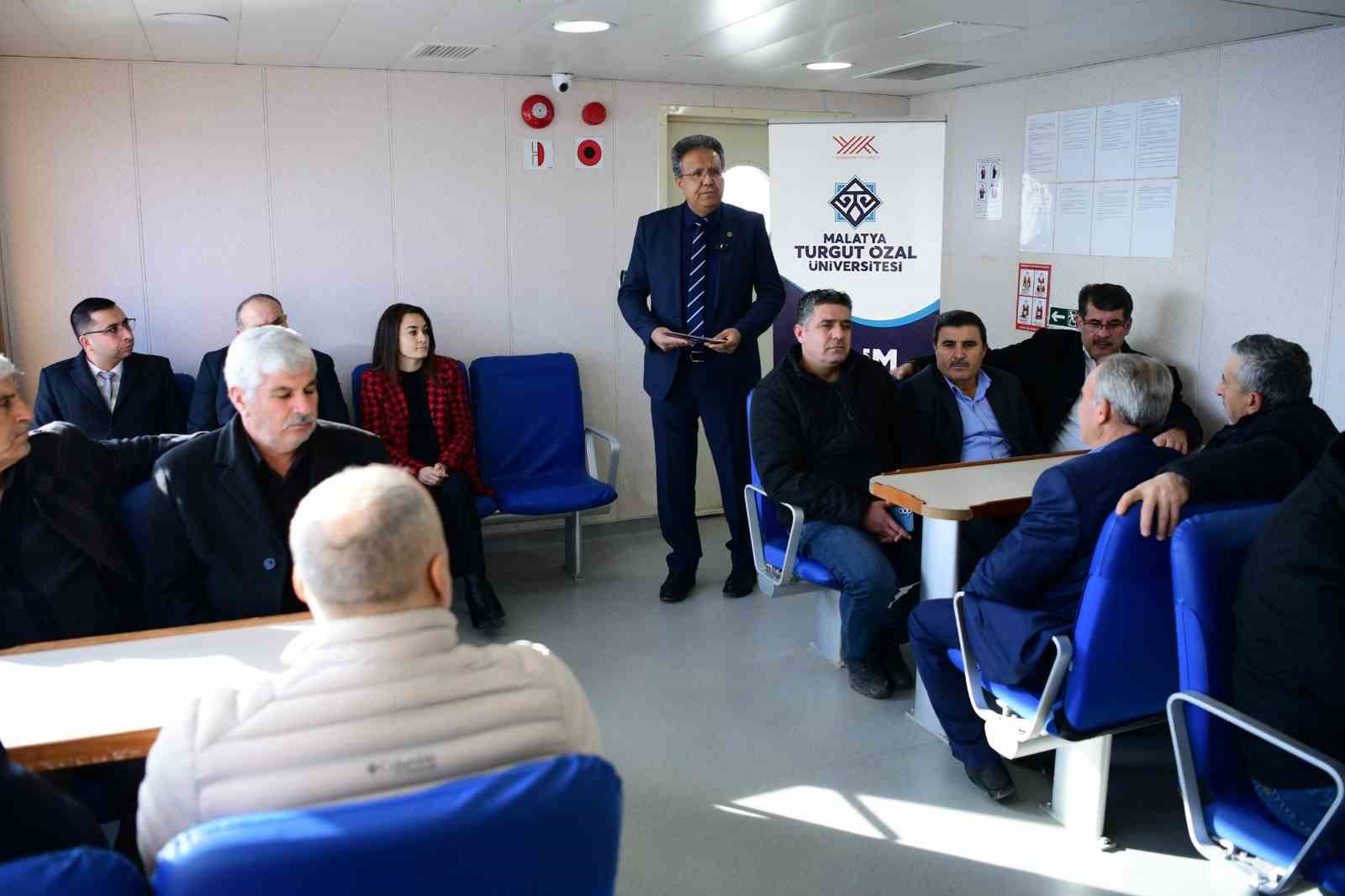 Malatya Atabey Feribotu’nda bilim buluşması
