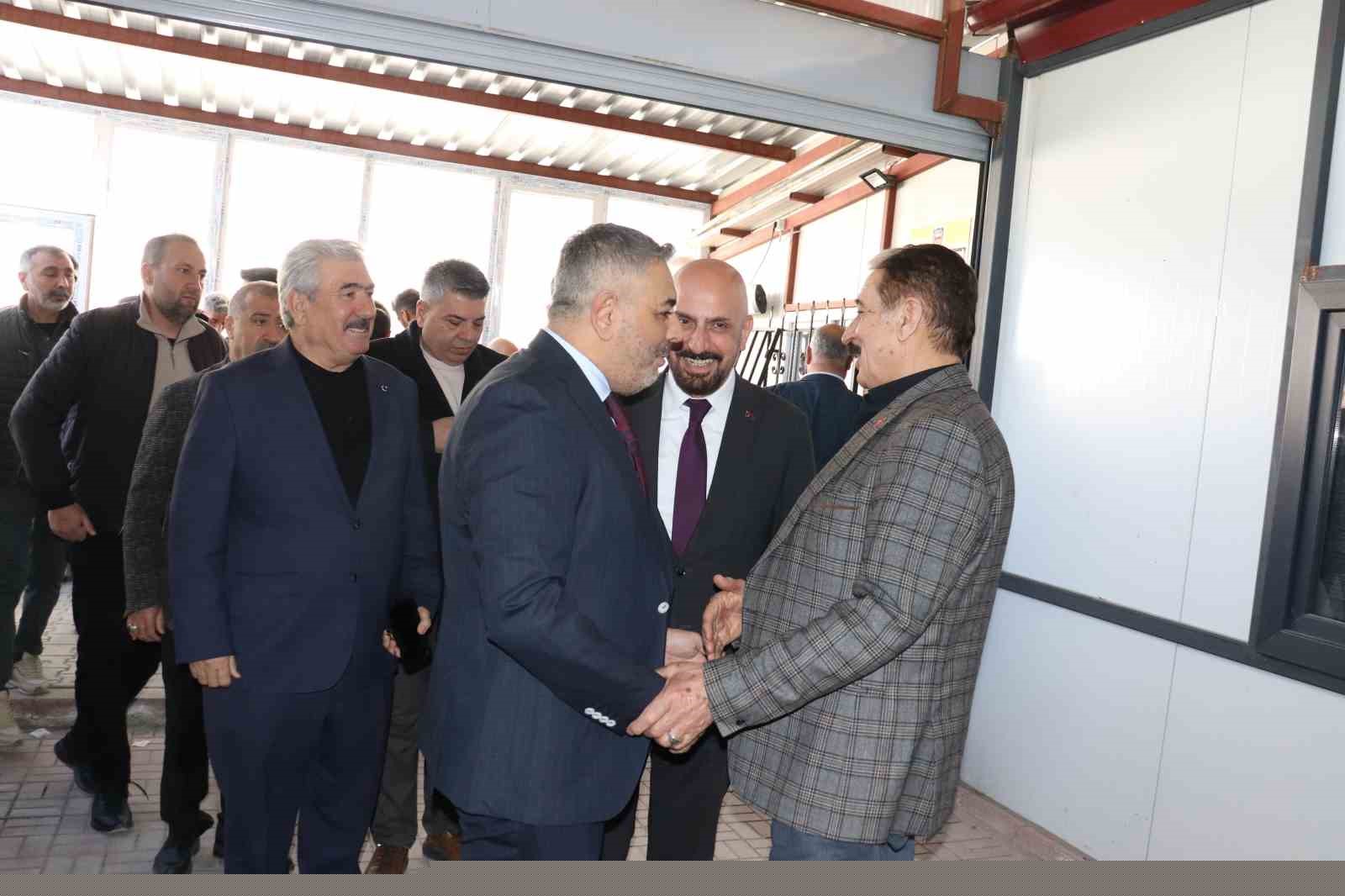 Malatya TSO’dan Şevket Keskin’e tebrik ziyareti
