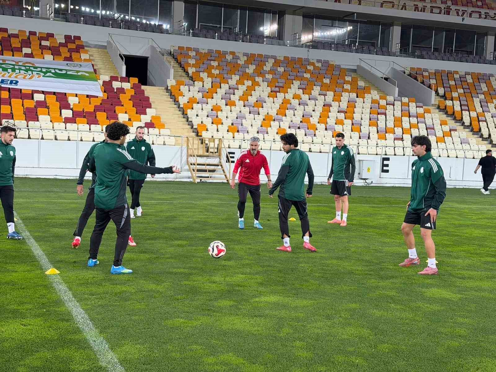 Malatya Yeşilyurtspor Play-Off ilk maçına çıkıyor
