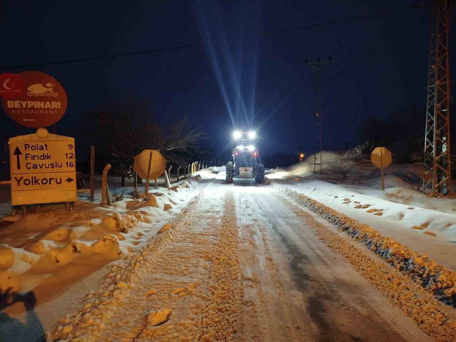 Malatya’da 176 mahalle yolu ulaşıma açıldı
Malatya’da 176 mahalle yolu ulaşıma açıldı