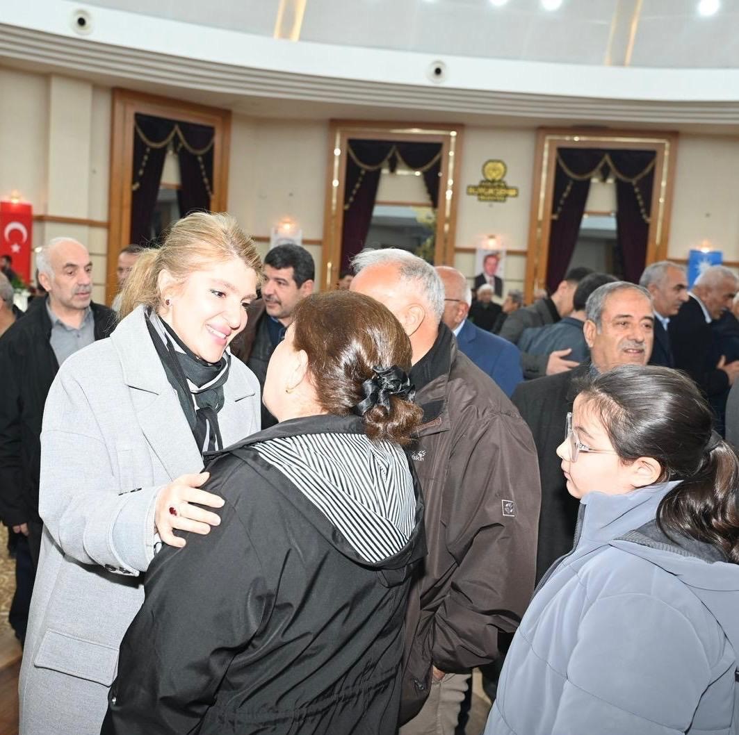 Malatya’da bayram buluşmaları
Malatya’da bayram buluşmaları