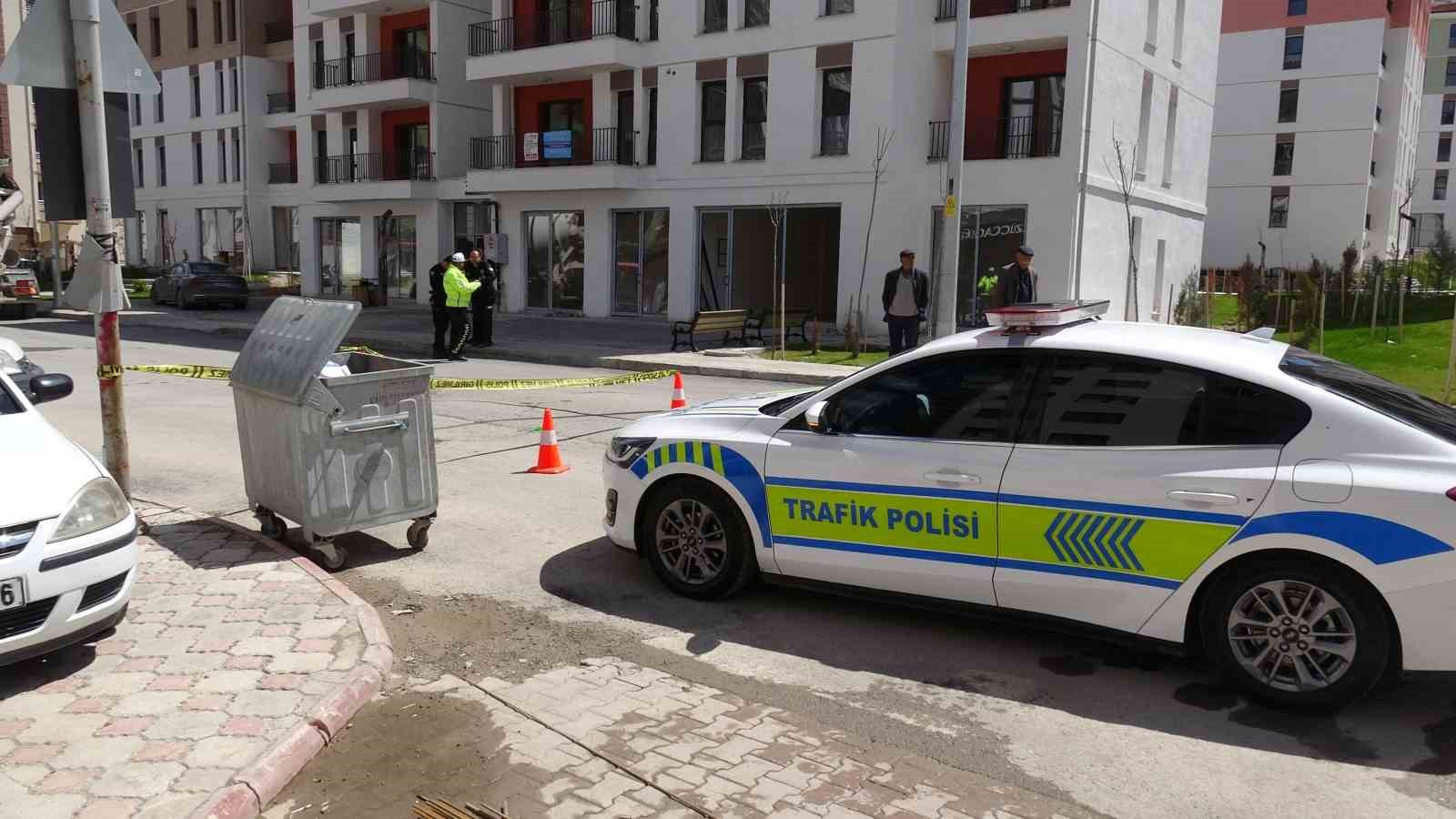 Malatya’da beton mikserinin çarptığı kadın ağır yaralandı
