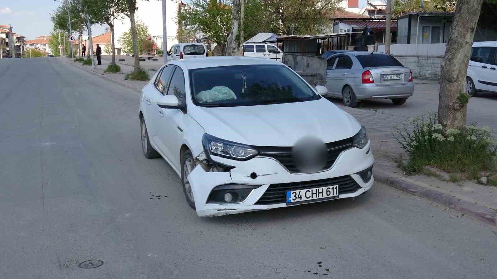 Malatya’da beton pompası devrildi, faciadan dönüldü
