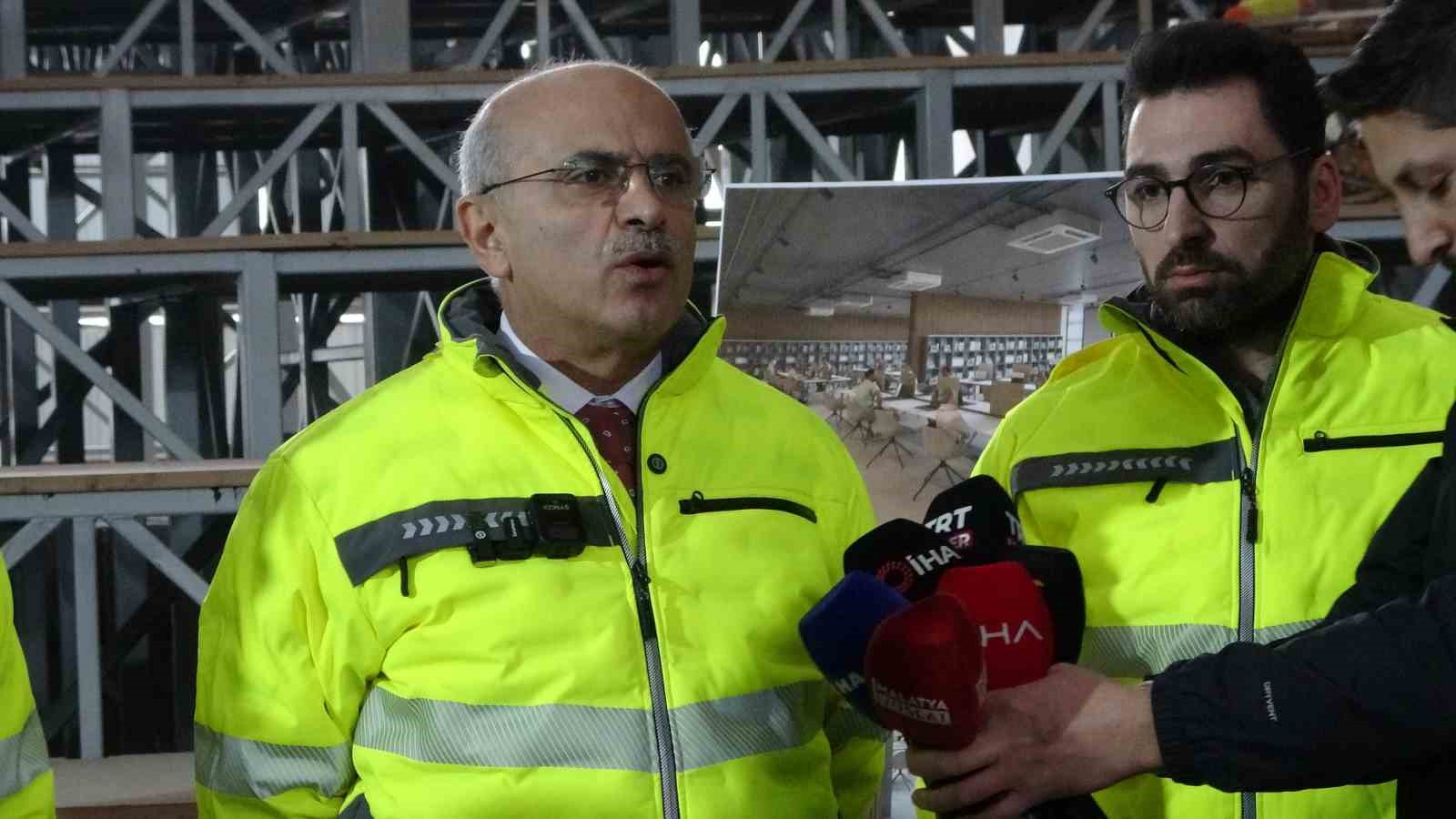 Malatya’da bölgenin en büyük kütüphanesinde sona doğru
