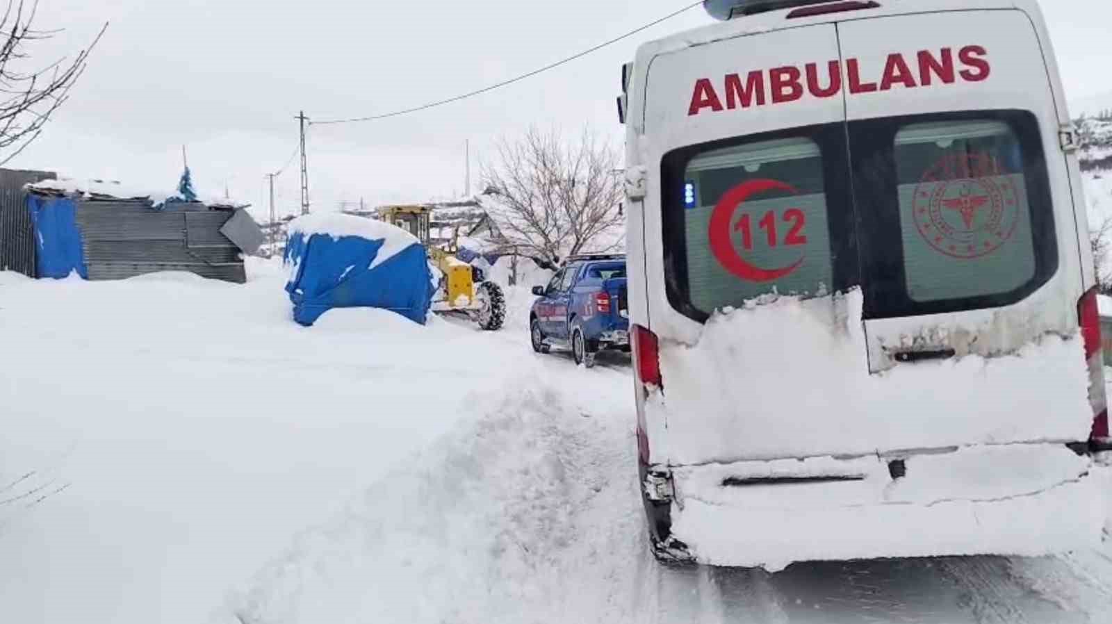 Malatya’da kapalı 116 mahalle yolu ulaşıma açıldı
Malatya’da kapalı 116 mahalle yolu ulaşıma açıldı