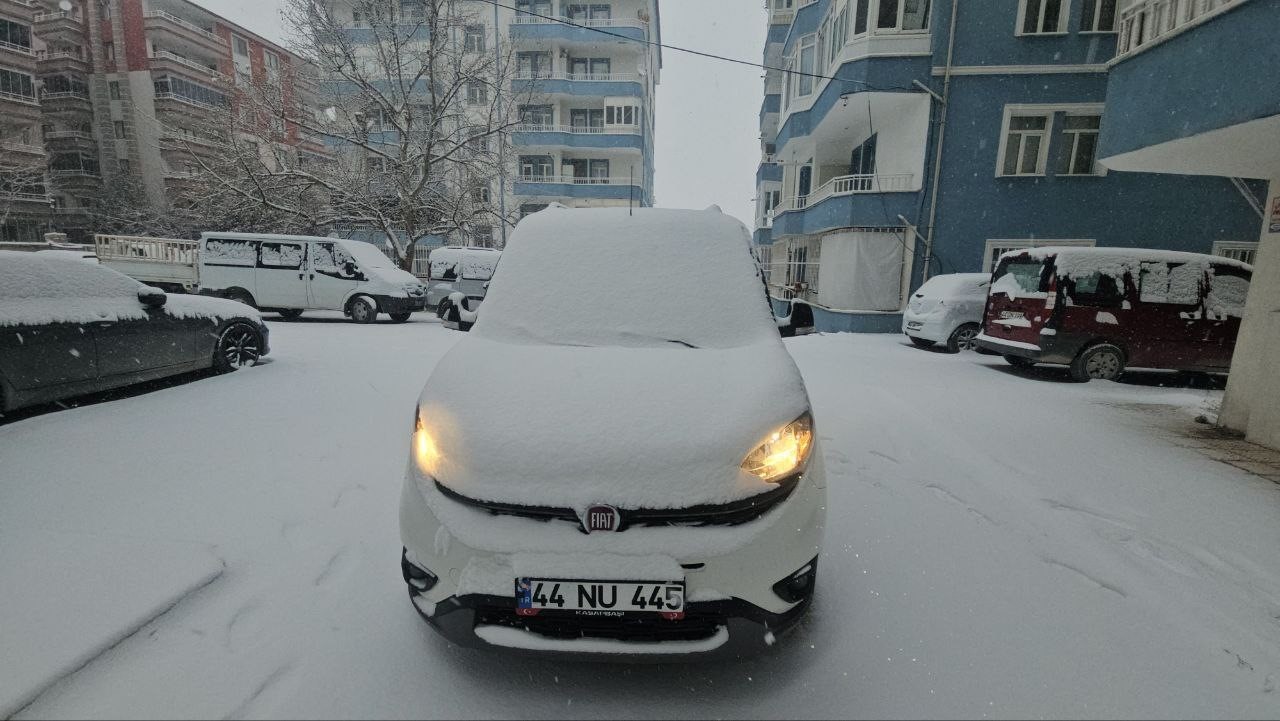 Malatya’da kar yağışı etkili oluyor
