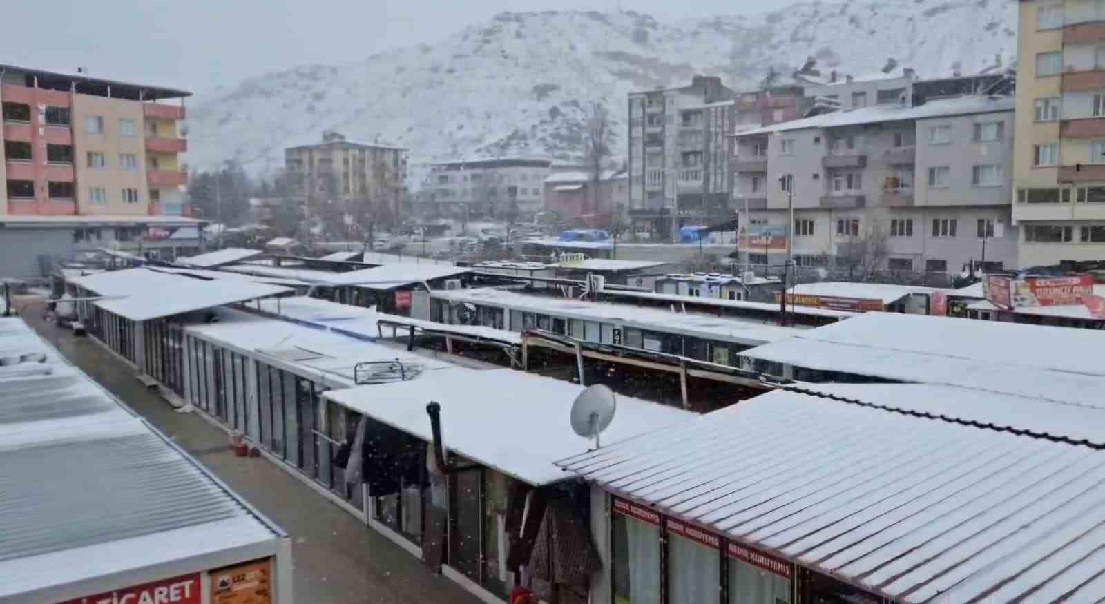 Malatya’da kar yağışı etkisini artırdı
