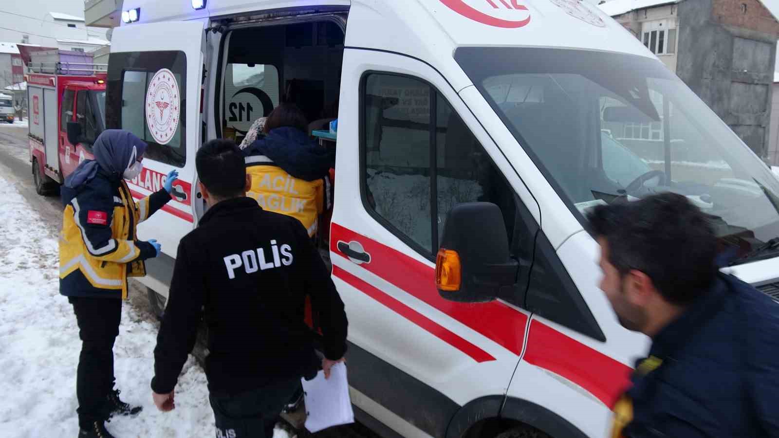 Malatya’da karı-koca doğalgazdan zehirlenme şüphesiyle hastaneye kaldırıldı
