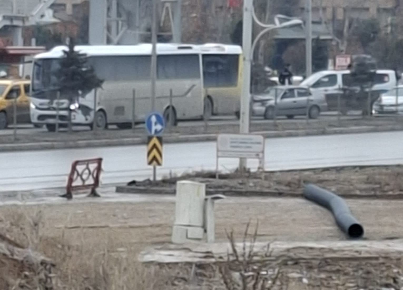 Malatya’da otobüs ile otomobil çarpıştı: 2 yaralı
