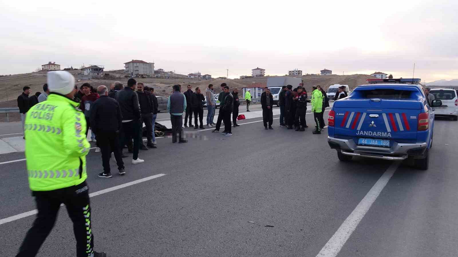Malatya’da otomobilin çarptığı 16 yaşındaki çocuk hayatını kaybetti
