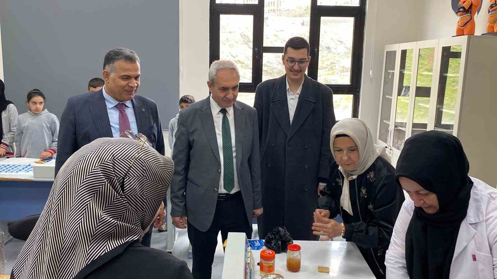 Malatya’da ’Sıfır Atık Günü’ etkinliği düzenledi
Malatya’da ’Sıfır Atık Günü’ etkinliği düzenledi