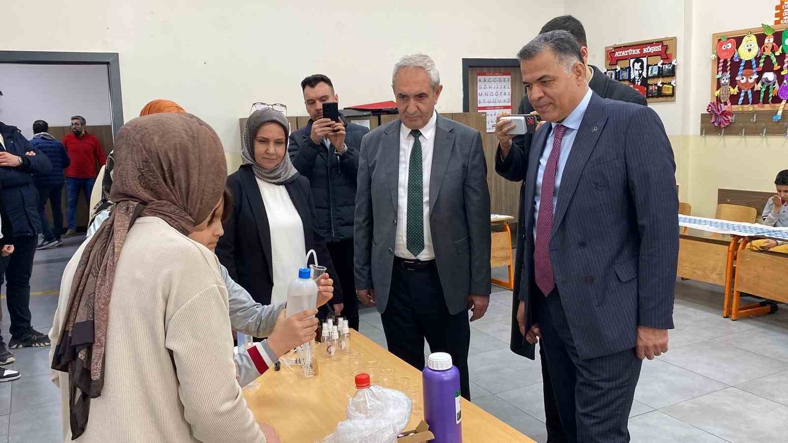 Malatya’da ’Sıfır Atık Günü’ etkinliği düzenledi
Malatya’da ’Sıfır Atık Günü’ etkinliği düzenledi