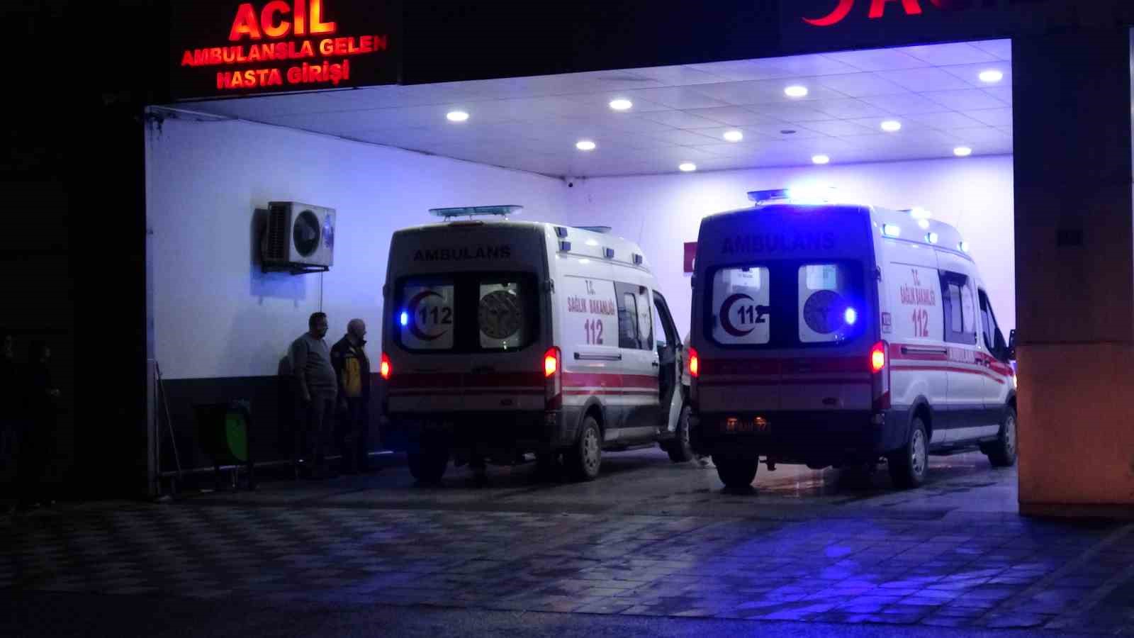 Malatya’da silahlı ve bıçaklı kavga: 2 yaralı
