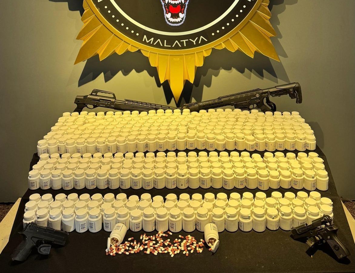 Malatya’da uyuşturucu ve silah operasyonu: 3 tutuklama
