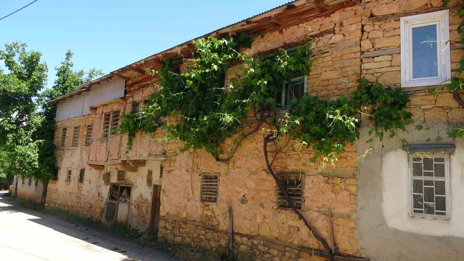 Malatya’nın tarihi yükünü Arapgir taşıyor
