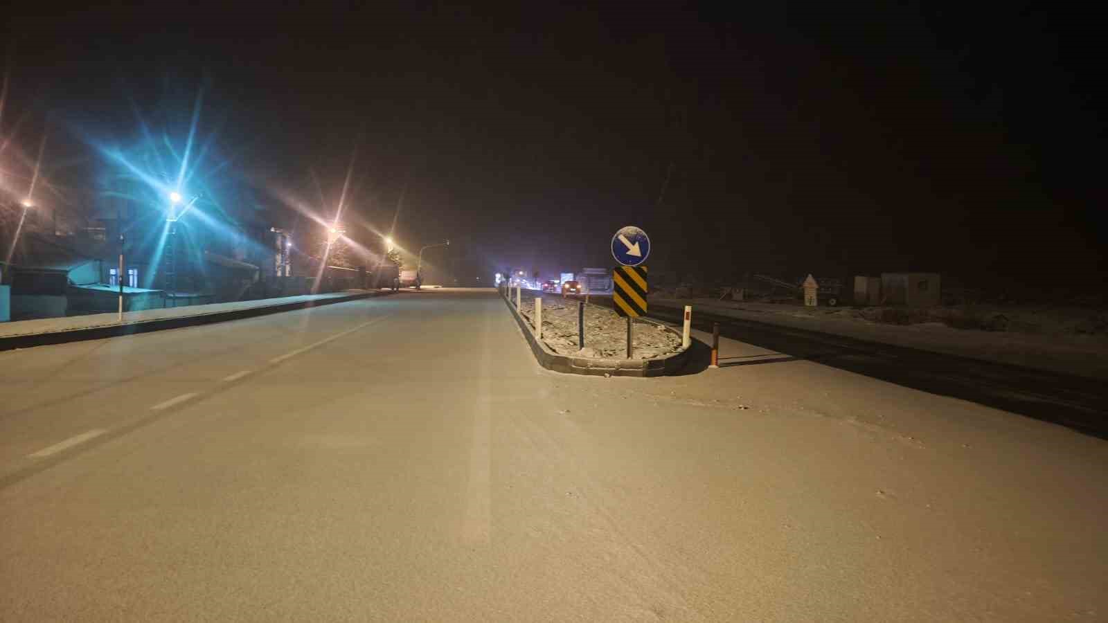 Malatya’nın yüksek kesimlerinde kar yağışı etkili oluyor
