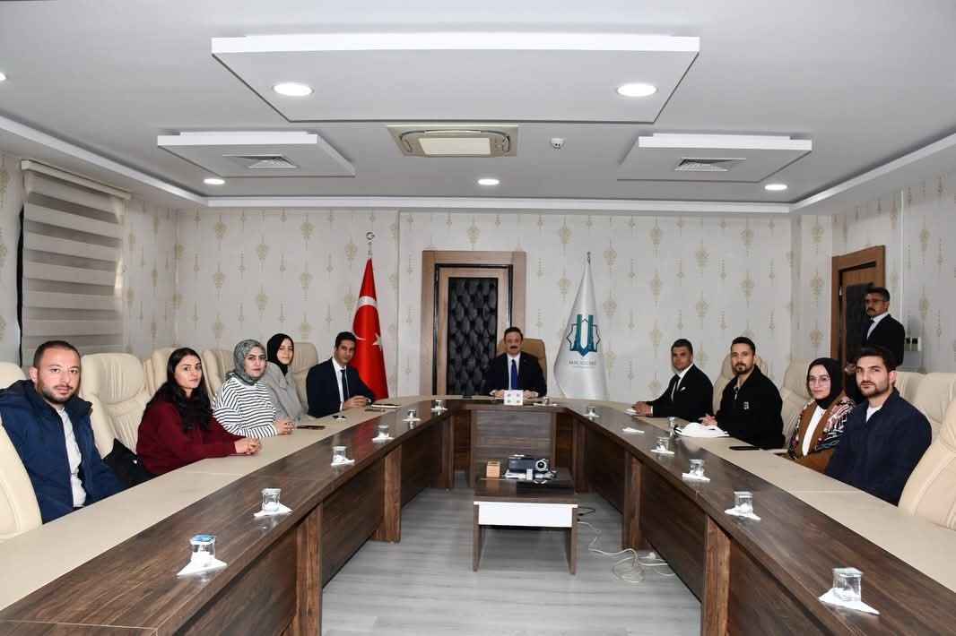 Malazgirt’te 1071 ruhuna yakışır spor hamlesi
Malazgirt’te 1071 ruhuna yakışır spor hamlesi